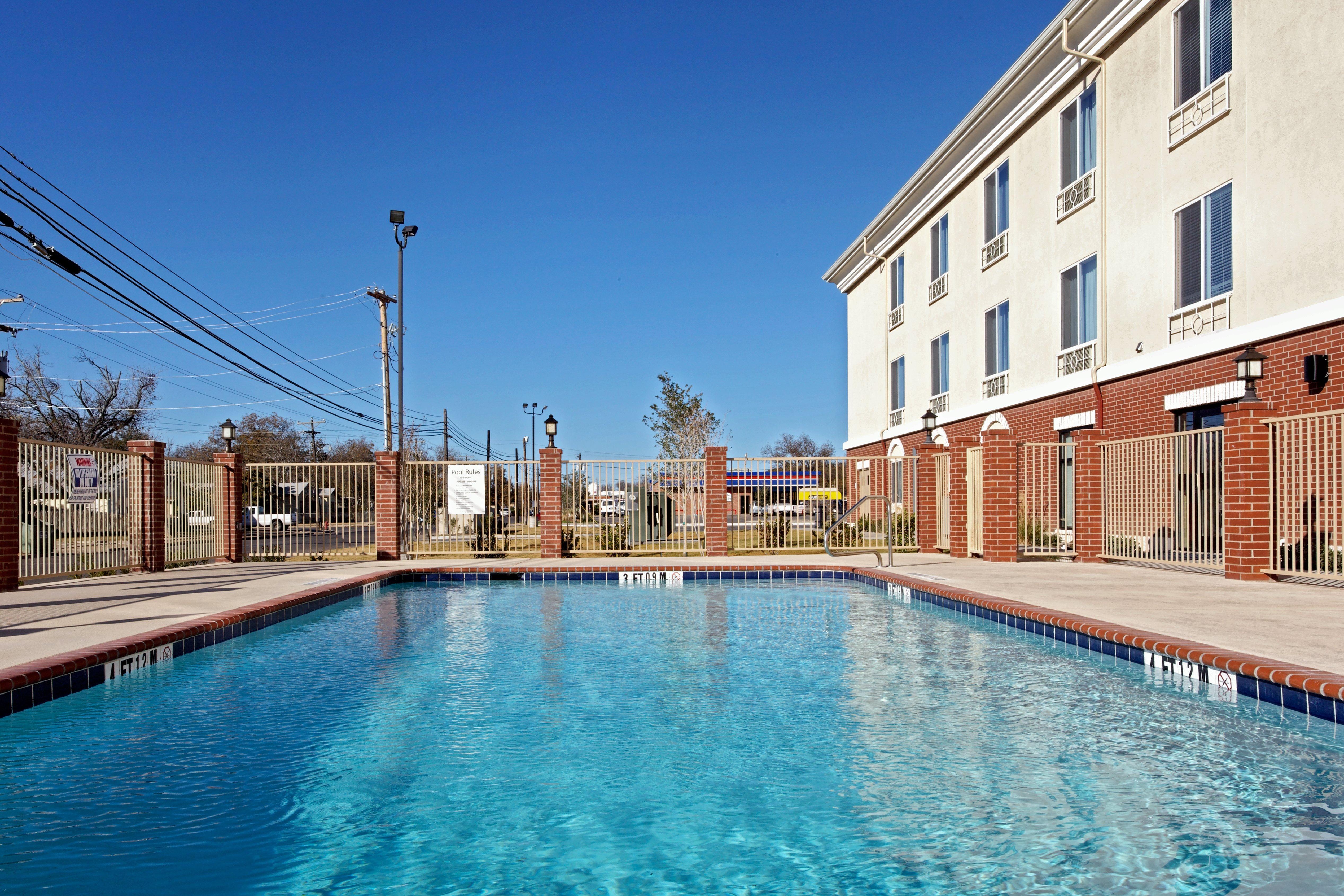 Holiday Inn Express & Suites Ozona By Ihg Buitenkant foto